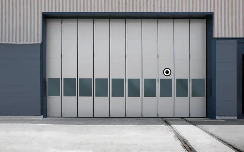 Hangar Tore für Hubschrauber in Salzburg