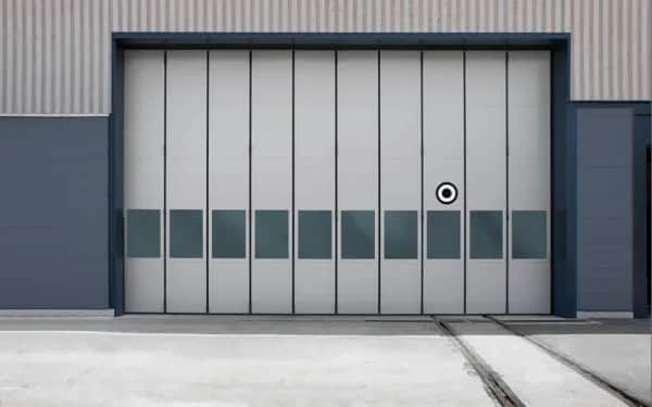 Hangar Tore für Hubschrauber in Salzburg