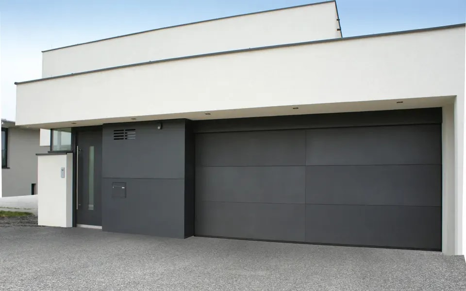 Deckensektionaltore für Neubau und Sanierung in Wels